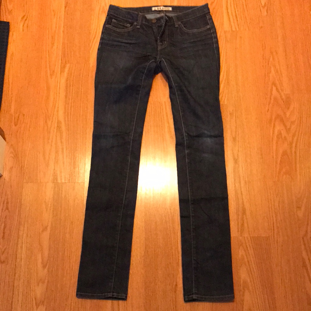 J Brand Straight Leg Premium Denim In Size 27 Vguc